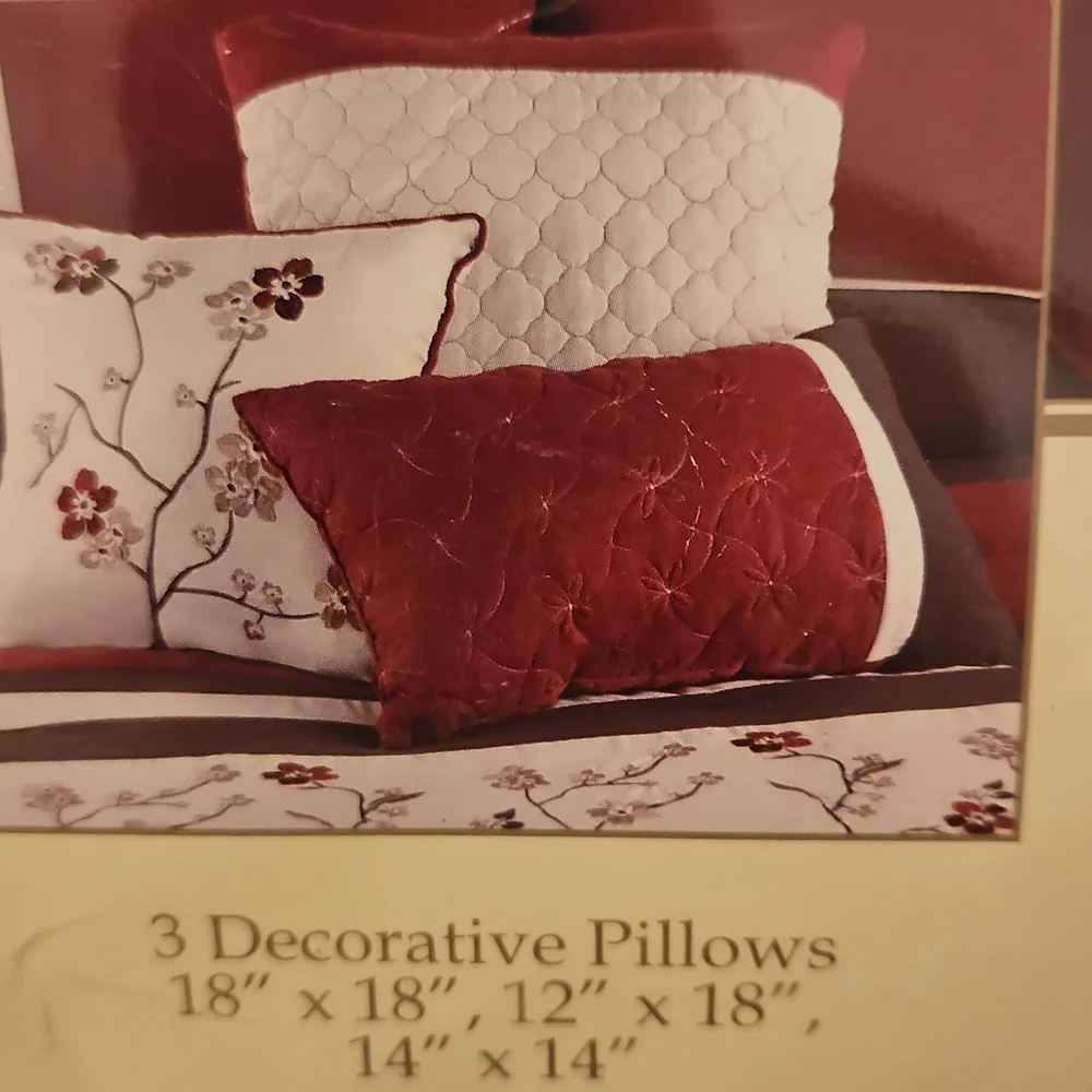King Size Elegant Floral Embroidered Bedding Set - Red, White And Brown